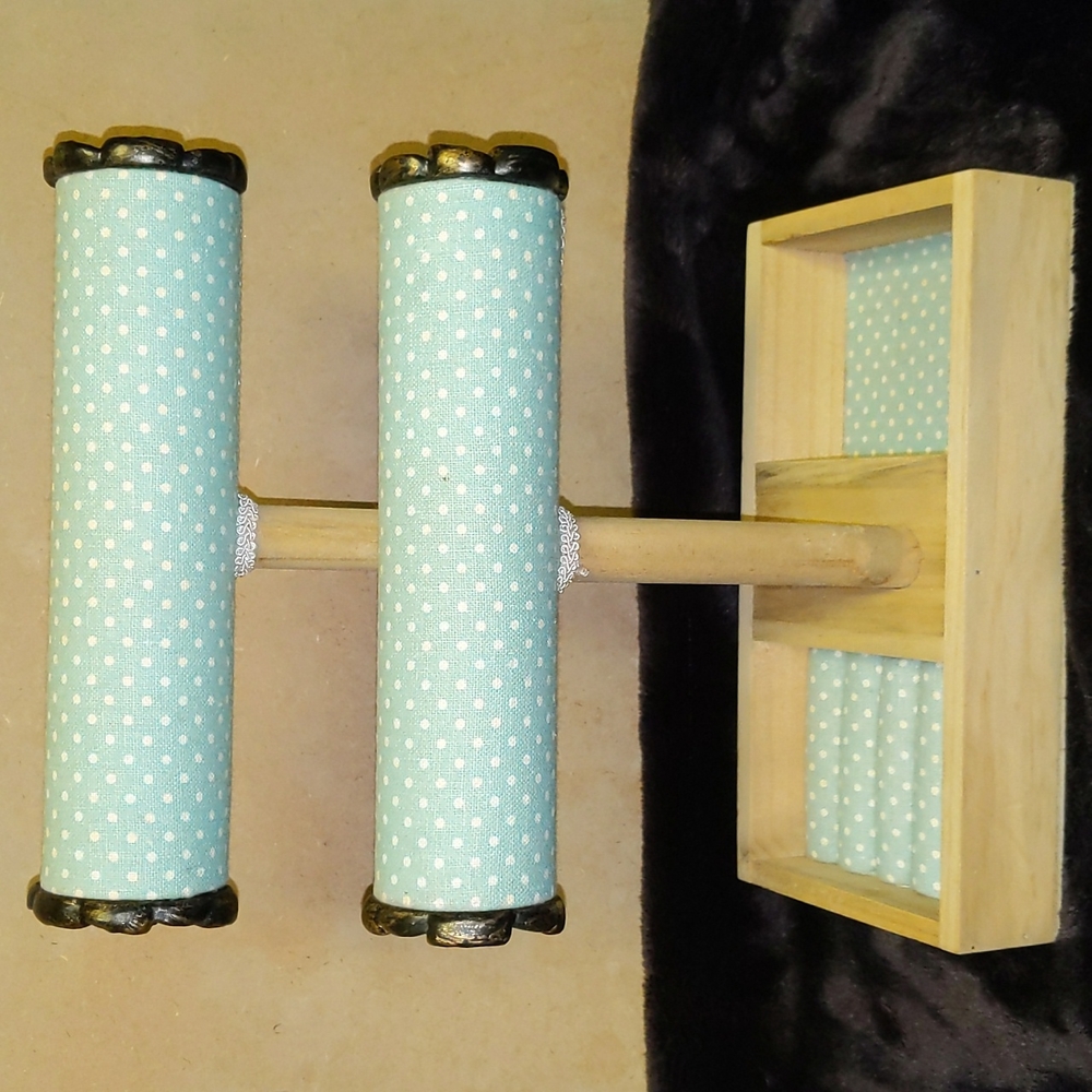 Jewelry stand